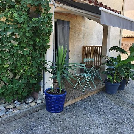 Appartamento T2 en rez de jardin de maison, avec piscine privée, draps et serviettes de toilette non fournis Argelès-sur-Mer Esterno foto