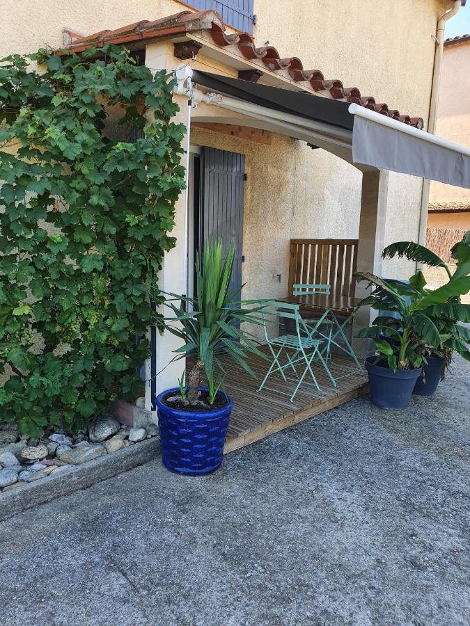 Appartamento T2 en rez de jardin de maison, avec piscine privée, draps et serviettes de toilette non fournis Argelès-sur-Mer Esterno foto